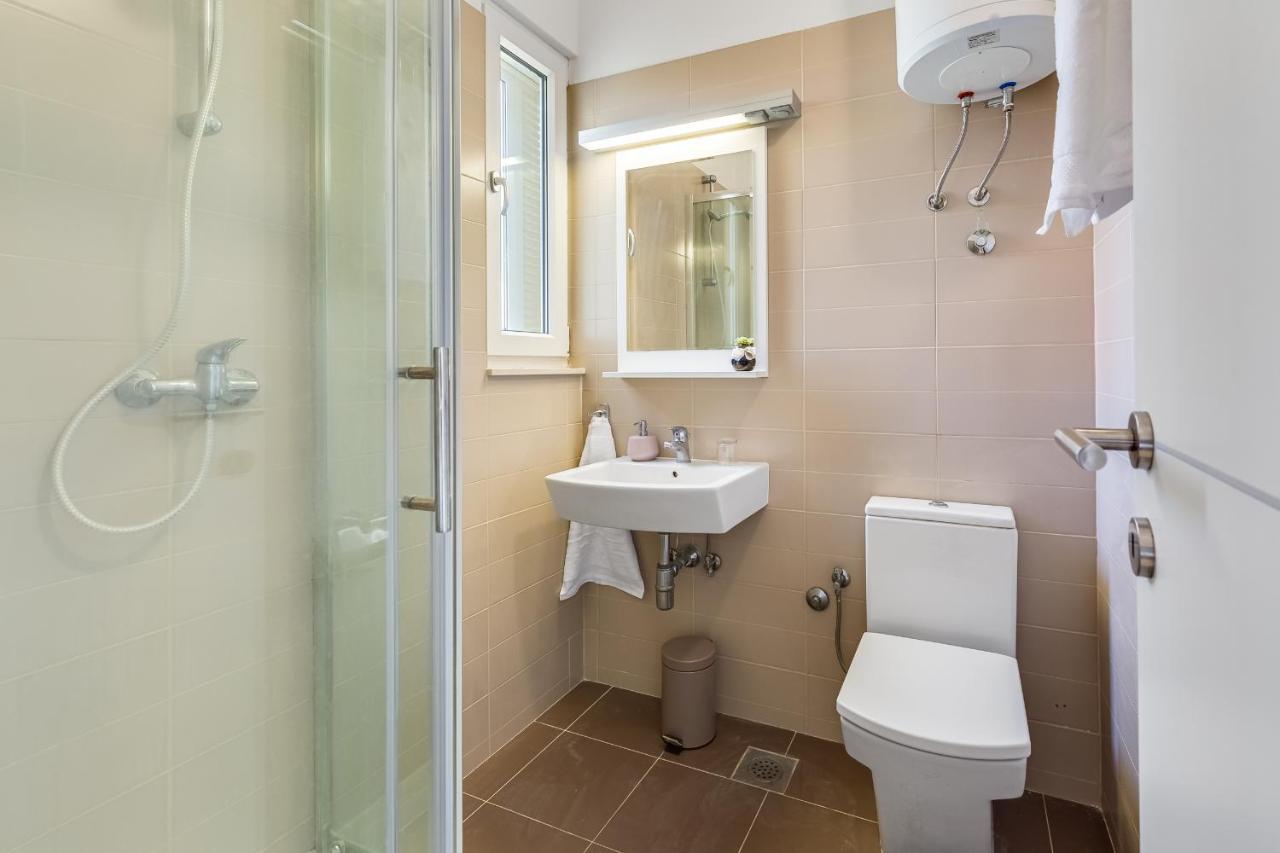 Luxury Two-Floor Apartment In Petrcane With Garden And Pool Exterior foto